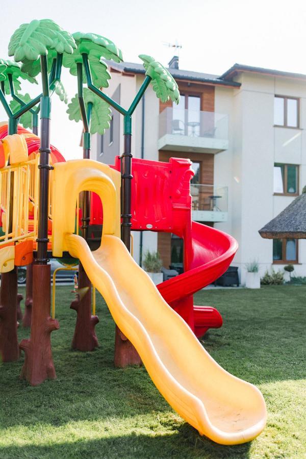 Villa Monica Apartamenty Щирк Экстерьер фото