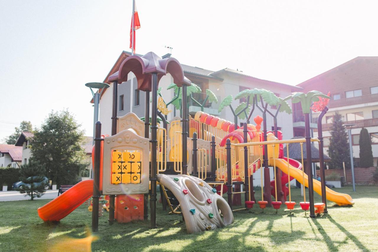 Villa Monica Apartamenty Щирк Экстерьер фото