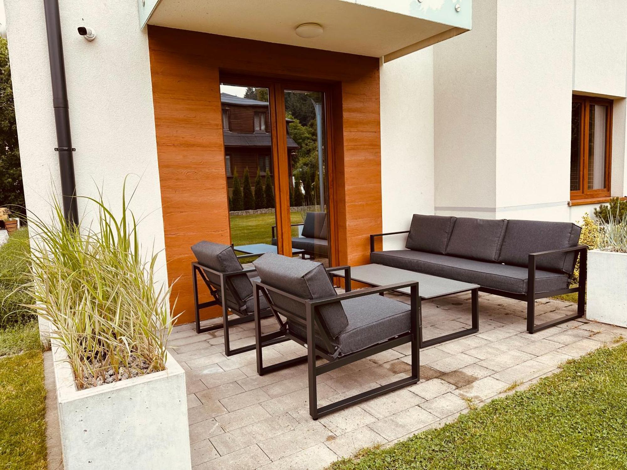 Villa Monica Apartamenty Щирк Экстерьер фото