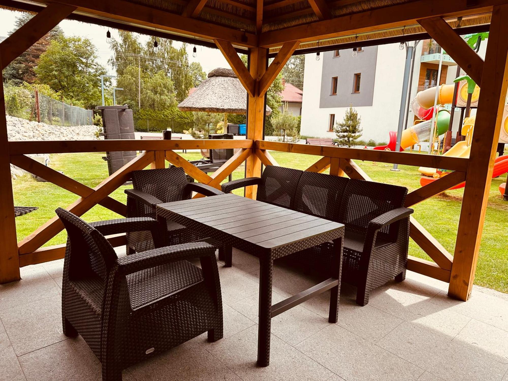 Villa Monica Apartamenty Щирк Экстерьер фото
